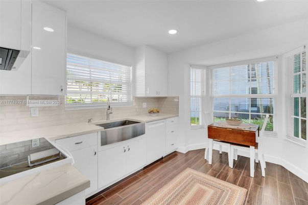 Interior, Kitchen, Recessed Lighting, Wood Texture Flooring