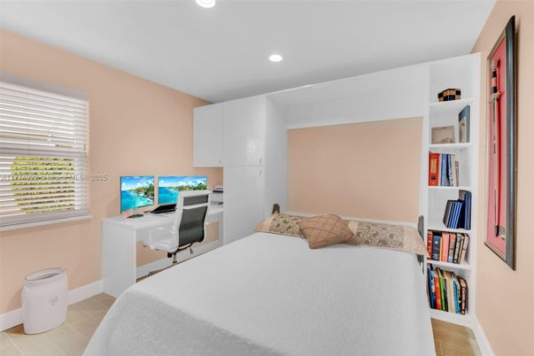 Bedroom, Home Office, Interior, Recessed Lighting, Wood Texture Flooring