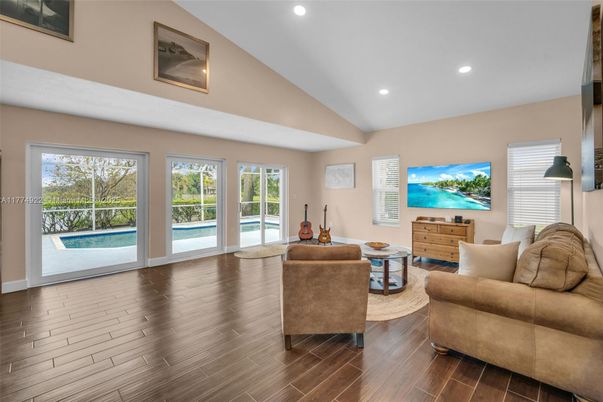 Interior, Living room, Recessed Lighting, Wood Texture Flooring