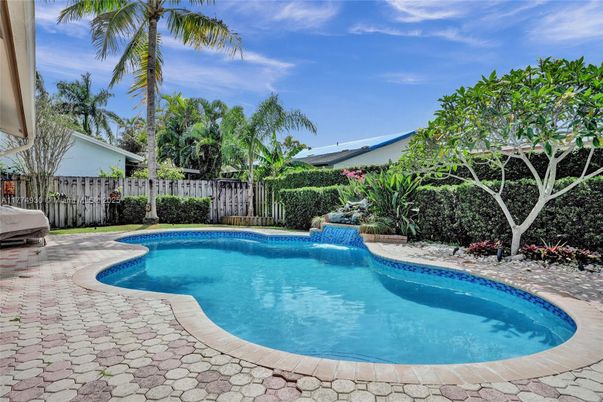 Exterior, Pool, Solar Panels