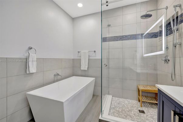 Bathroom, Free Standing Baths, Glass Shower, Interior, Recessed Lighting