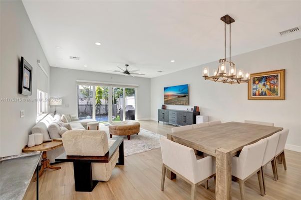 Chandelier, Dining room, Interior, Living room, Recessed Lighting, Wood Texture Flooring