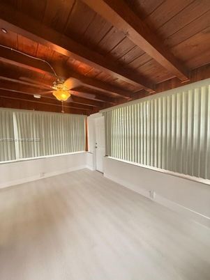 Empty room, Interior, Wooden Beams, Wooden Ceilings, Wood Texture Flooring