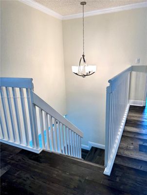 Interior, Pendant Lights, Wood Texture Flooring