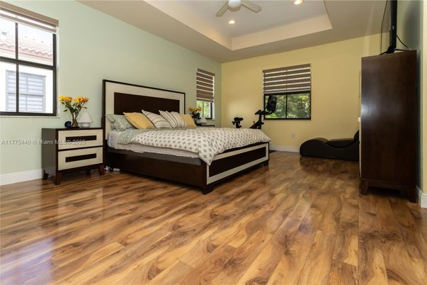 Bedroom, Fitness Equipment, Interior, Recessed Lighting, Wood Texture Flooring