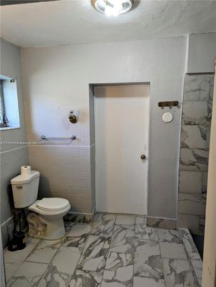 Bathroom, Interior, Marble, Marble Walls