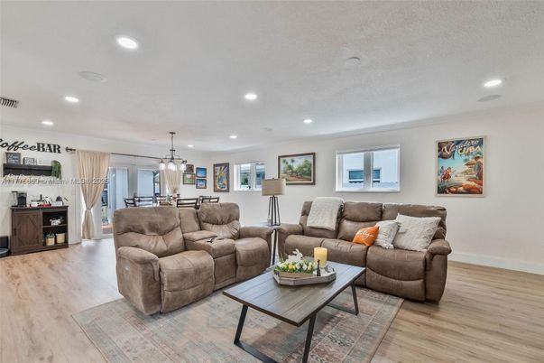 Dining room, Interior, Living room, Pendant Lights, Recessed Lighting, Wood Texture Flooring