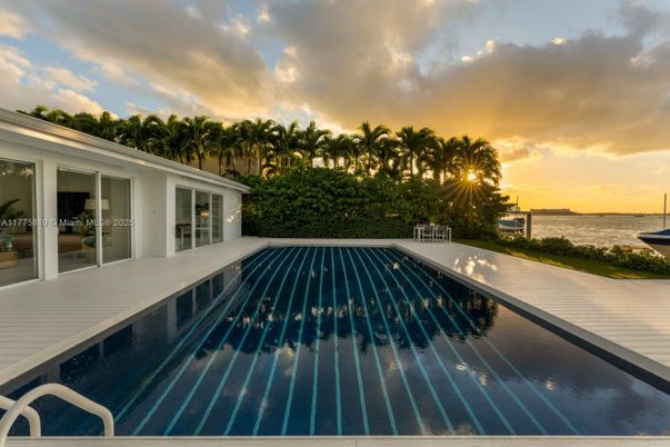 Exterior, Pool, Water