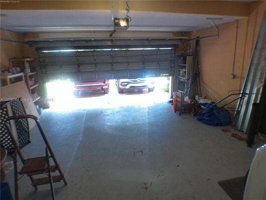Garage, Interior