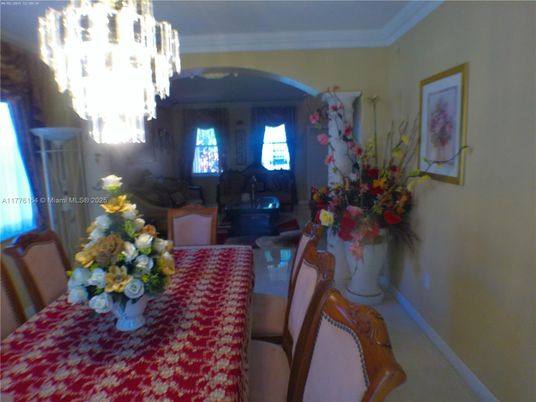 Chandelier, Dining room, Interior