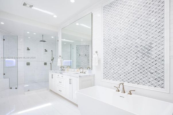 Bathroom, Dual Sink Vanities, Free Standing Baths, Glass Shower, Interior, Recessed Lighting