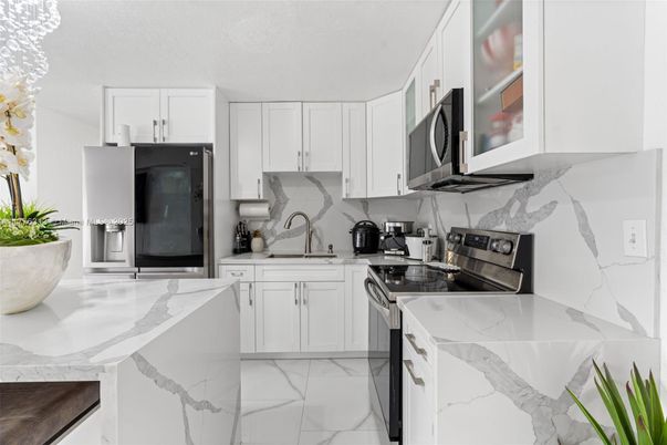 Interior, Kitchen, Marble, Marble Walls