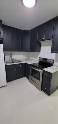 Interior, Kitchen, Recessed Lighting