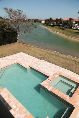 Exterior, Lake, Pool