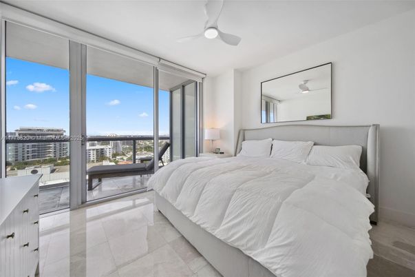 Bedroom, Interior, Water