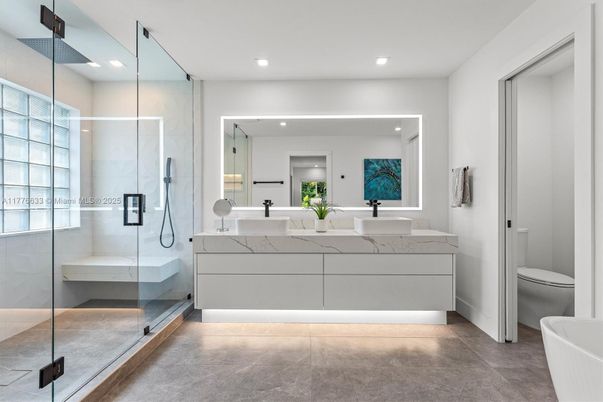 Bathroom, Dual Sink Vanities, Free Standing Baths, Glass Shower, Interior, Recessed Lighting