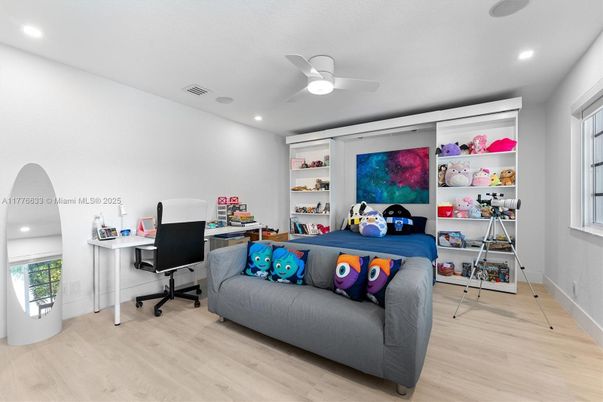 Home Office, Interior, Recessed Lighting, Wood Texture Flooring