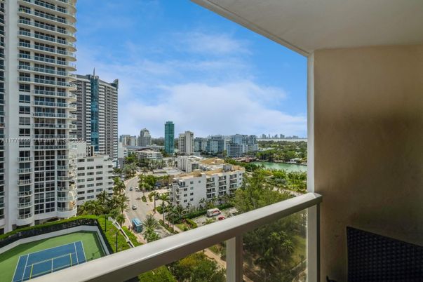 Exterior, Other, Skyline
