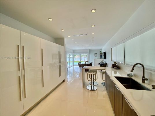 Interior, Kitchen, Recessed Lighting