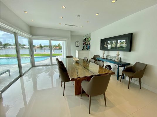Dining room, Interior, Recessed Lighting, Water
