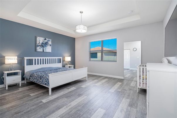 Bedroom, Interior, Pendant Lights, Wood Texture Flooring