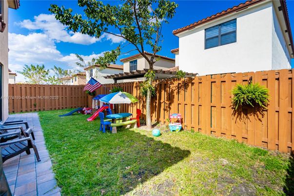 Backyard, Exterior, Playground