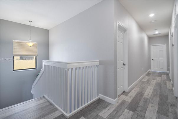 Interior, Pendant Lights, Recessed Lighting, Wood Texture Flooring