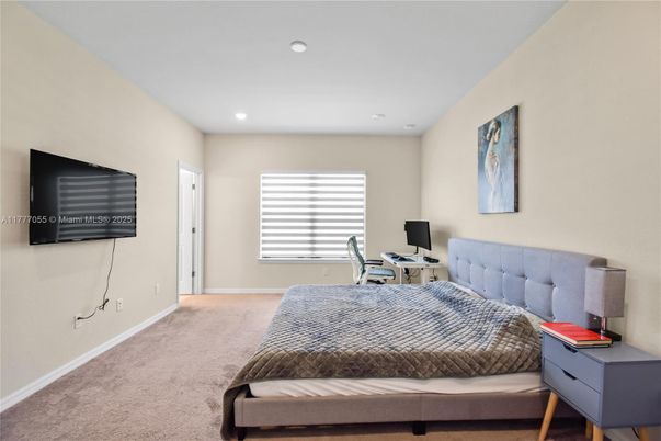 Bedroom, Home Office, Interior, Recessed Lighting
