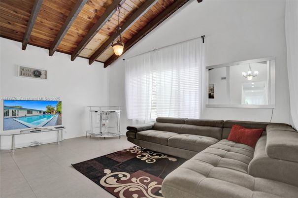 Chandelier, Interior, Living room, Wooden Beams, Wooden Ceilings