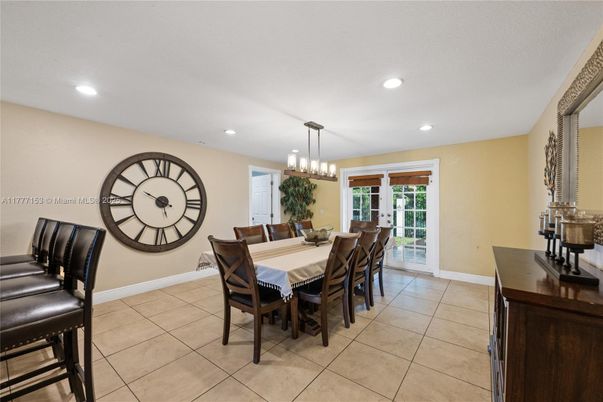 Chandelier, Dining room, Interior, Recessed Lighting