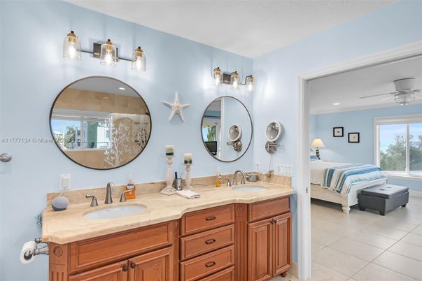 Bathroom, Bedroom, Dual Sink Vanities, Interior, Recessed Lighting