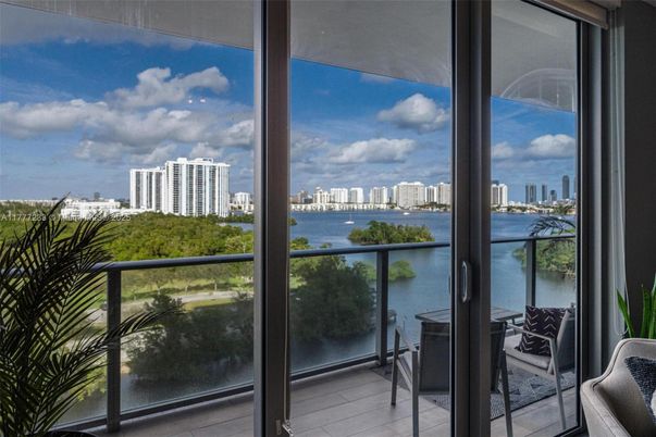 Water, Exterior, Interior, Other, Skyline