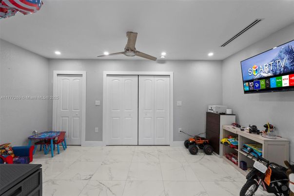 Interior, Marble, Recessed Lighting