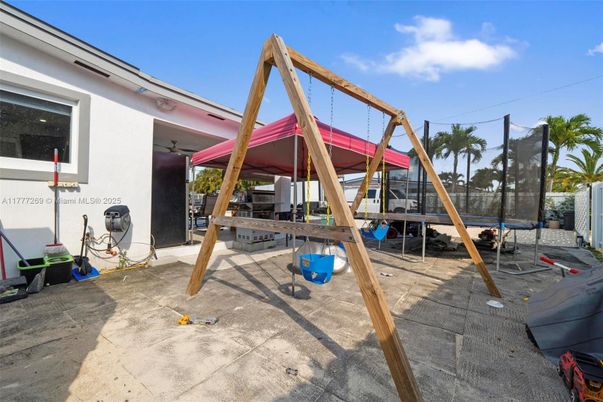 Backyard, Exterior, Playground