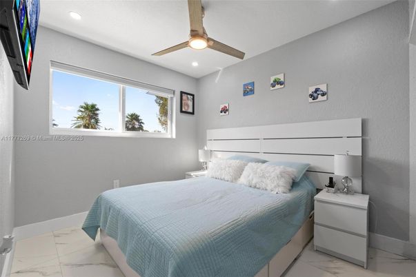 Bedroom, Interior, Marble, Recessed Lighting