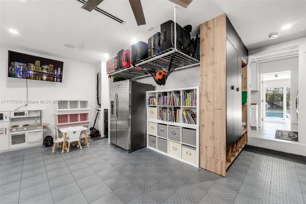 Interior, Recessed Lighting, Washer