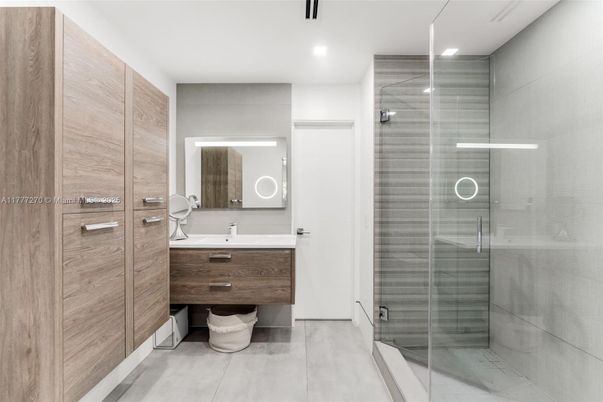 Bathroom, Dual Sink Vanities, Glass Shower, Interior, Recessed Lighting