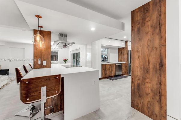 Interior, Kitchen, Pendant Lights, Recessed Lighting