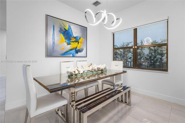 Dining room, Interior, Pendant Lights