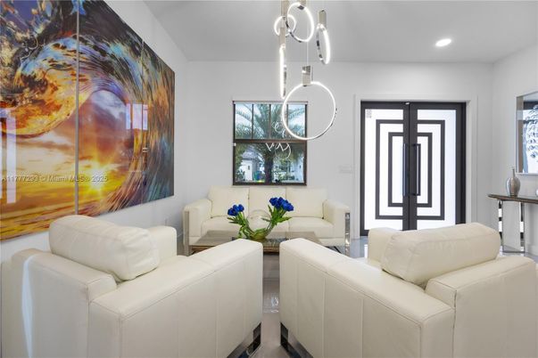 Interior, Living room, Pendant Lights, Recessed Lighting