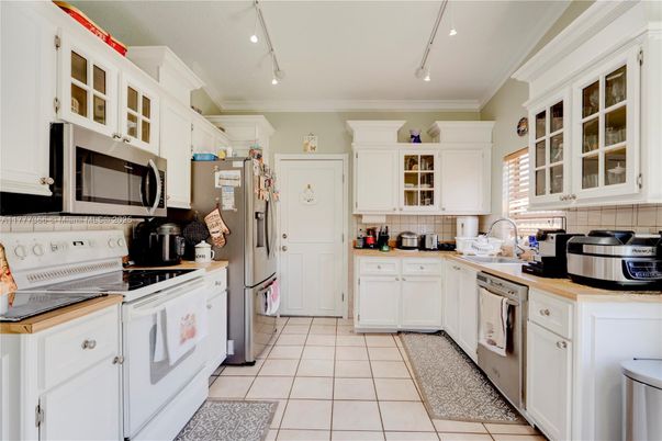 Interior, Kitchen, Recessed Lighting