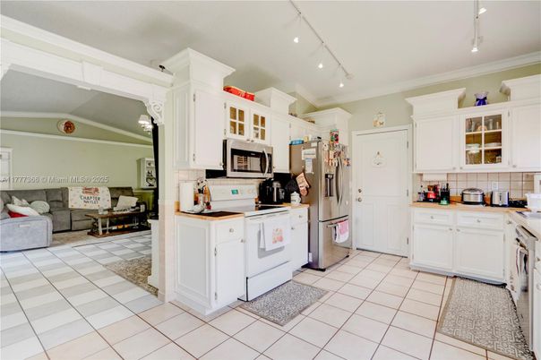 Interior, Kitchen, Living room