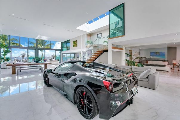 Garage, Interior, Marble, Recessed Lighting