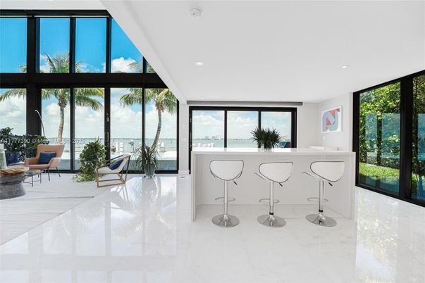 Interior, Recessed Lighting, Water