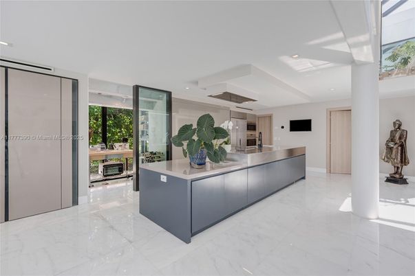 Interior, Kitchen, Marble, Recessed Lighting, Stainless Steel Appliances