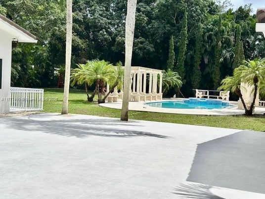 Backyard, Exterior, Pool