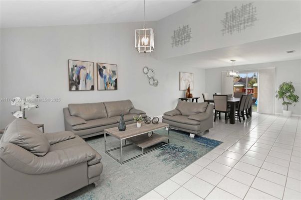 Dining room, Interior, Living room, Pendant Lights