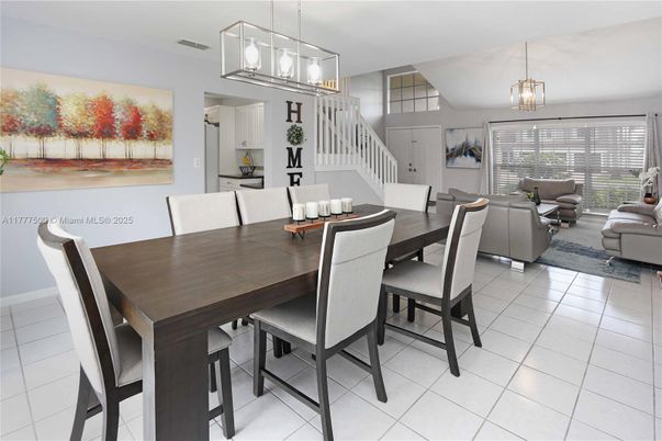 Dining room, Interior, Living room, Pendant Lights