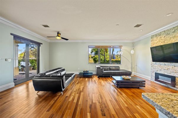 Fireplace, Interior, Living room, Recessed Lighting, Wood Texture Flooring