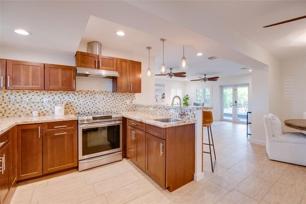 Interior, Kitchen, Pendant Lights, Recessed Lighting, Stainless Steel Appliances